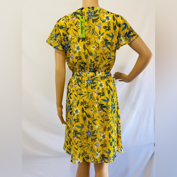 Sam Edelman Bright Yellow Floral Wrap Waist Knee Length Fully Lined Dres… - Picture 10 of 13